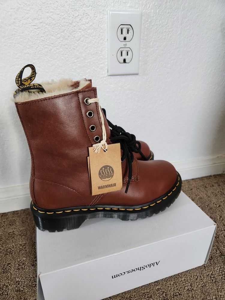 BRAND new Dr Marten Boots,All Products : American Fashion Style Bags On Sale