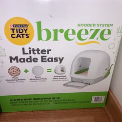 Breeze Cat Litter Box With Hood Thumbnail