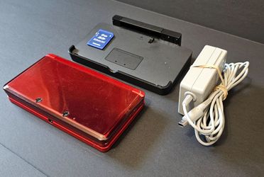 Nintendo 3DS Red with Charger and Cradle