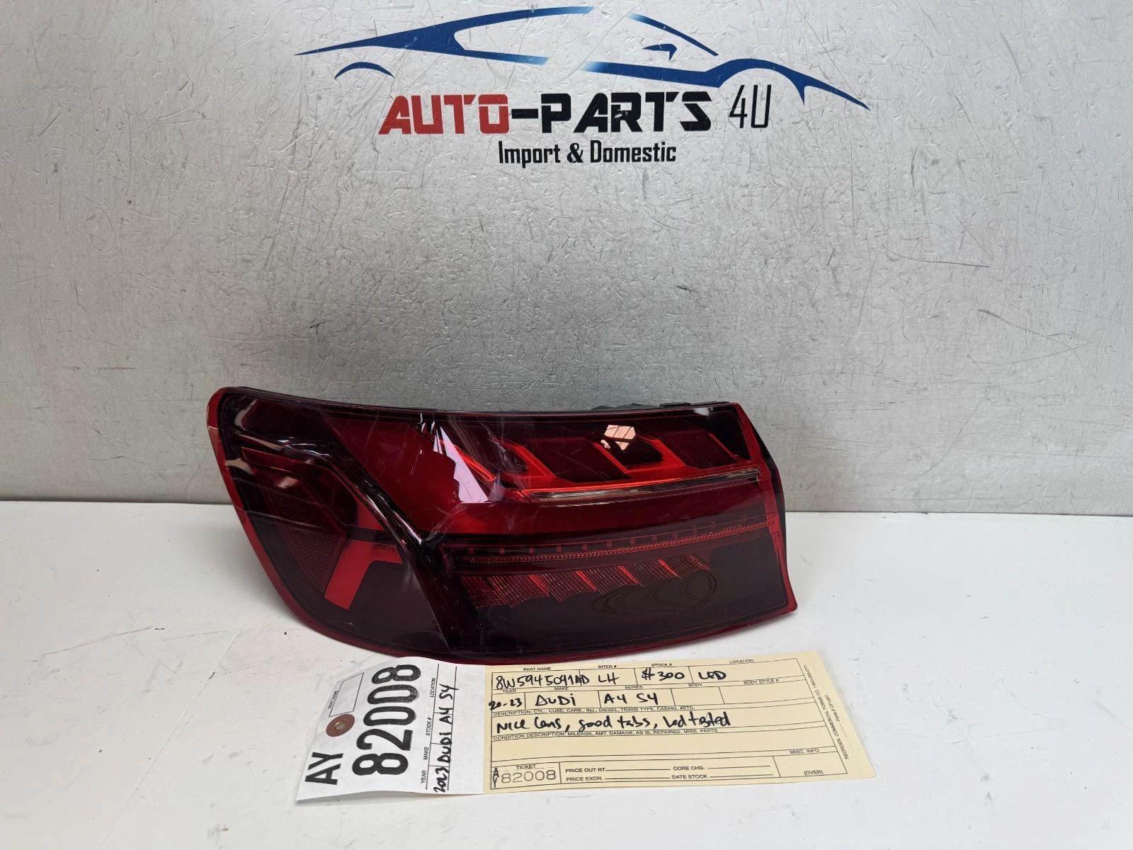 2020 - 2021 - 2022 - 2023 AUDI A4 S4 LEFT DRIVER LED TAIL LIGHT OEM AY82008