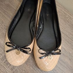 Michael Kors Flats Sz 9