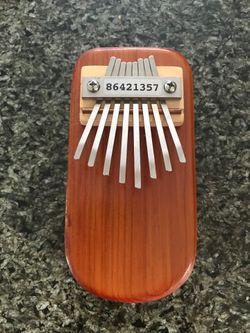 Mountain Melodies Thumb Piano Mountain Melodies Thumb Piano (Kalimba)