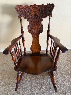 Victorian Carved Wood Rocking Chair Floral Pattern Polished Finish Antique