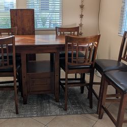 Counter Height Extendable Table and Chairs Set