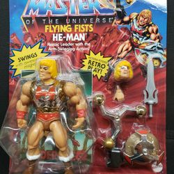 "FLYING FISTS" HE-MAN- Heroic Leader with Fist Swinging Action! Masters of the Universe RETRO PLAY (2022 MOTU) Deluxe Set Action Figure