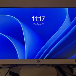 HP 23.8 inch All-in-One Desktop PC FHD Touchscreen Intel i3 , 8GB, 256GB SSD Windows 11 Home Shell White