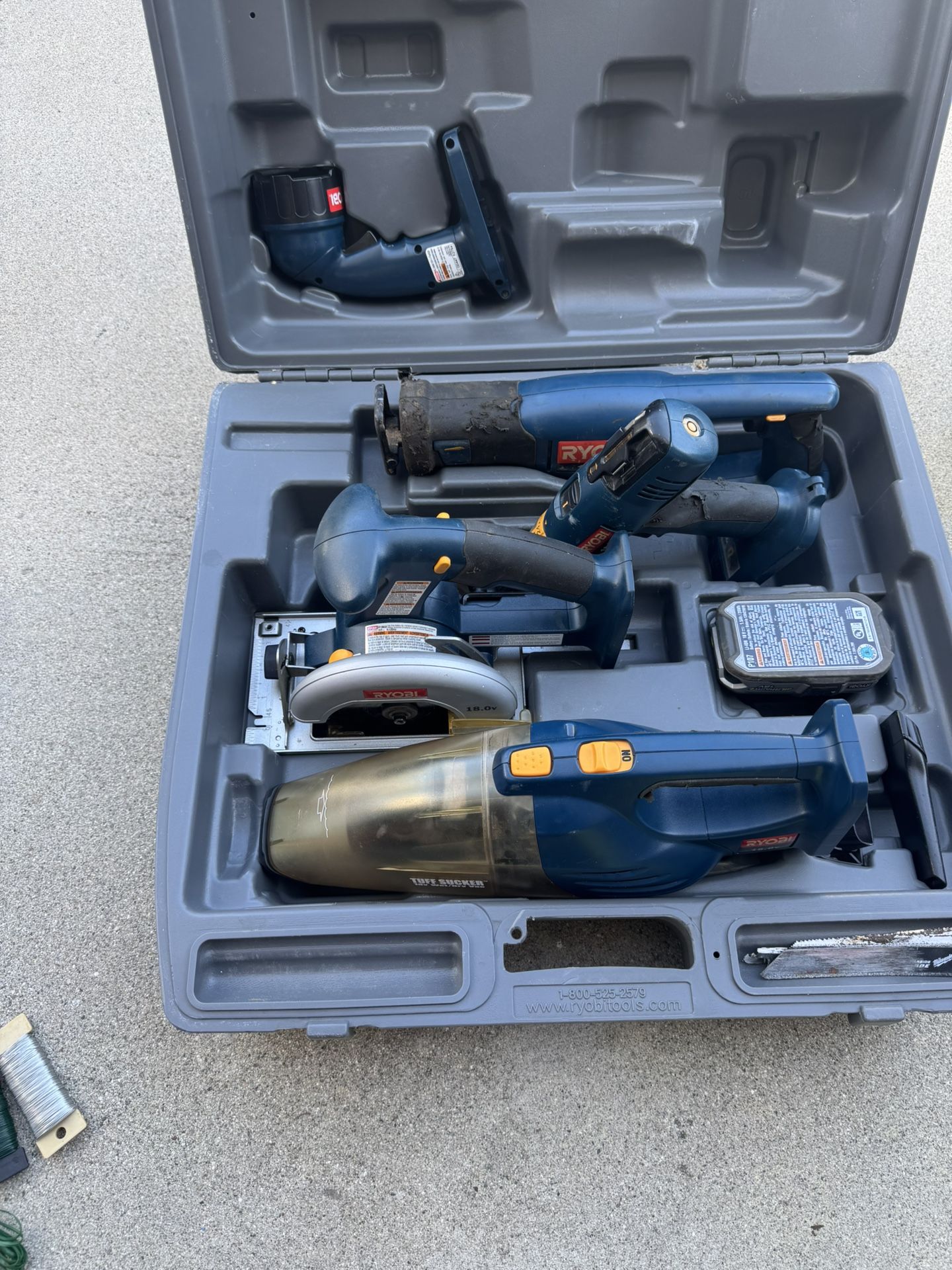 Ryobi Cordless Tool Set