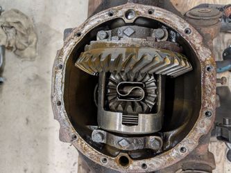 1970 BOP 12 bolt anti slip rear end