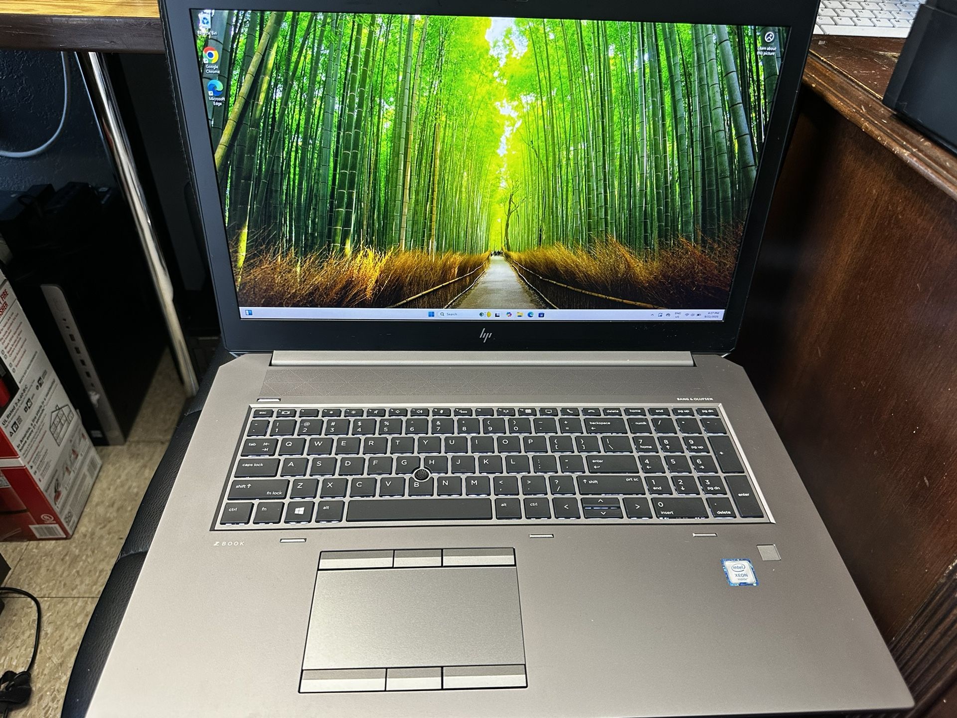 HP ZBook 15 G6, 32 GB ram, Intel Xeon 