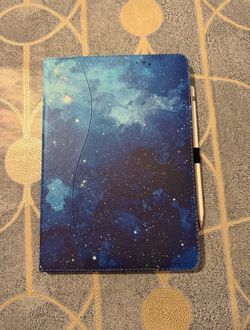 Apple iPad Air (3rd Gen) 10.5" 64GB Silver + Apple Pencil, Galaxy Folio Bundle