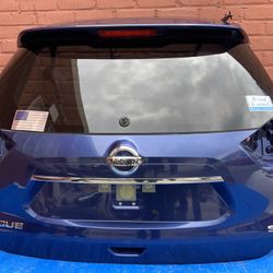 Tailgate Nissan Rogue 2014-20
