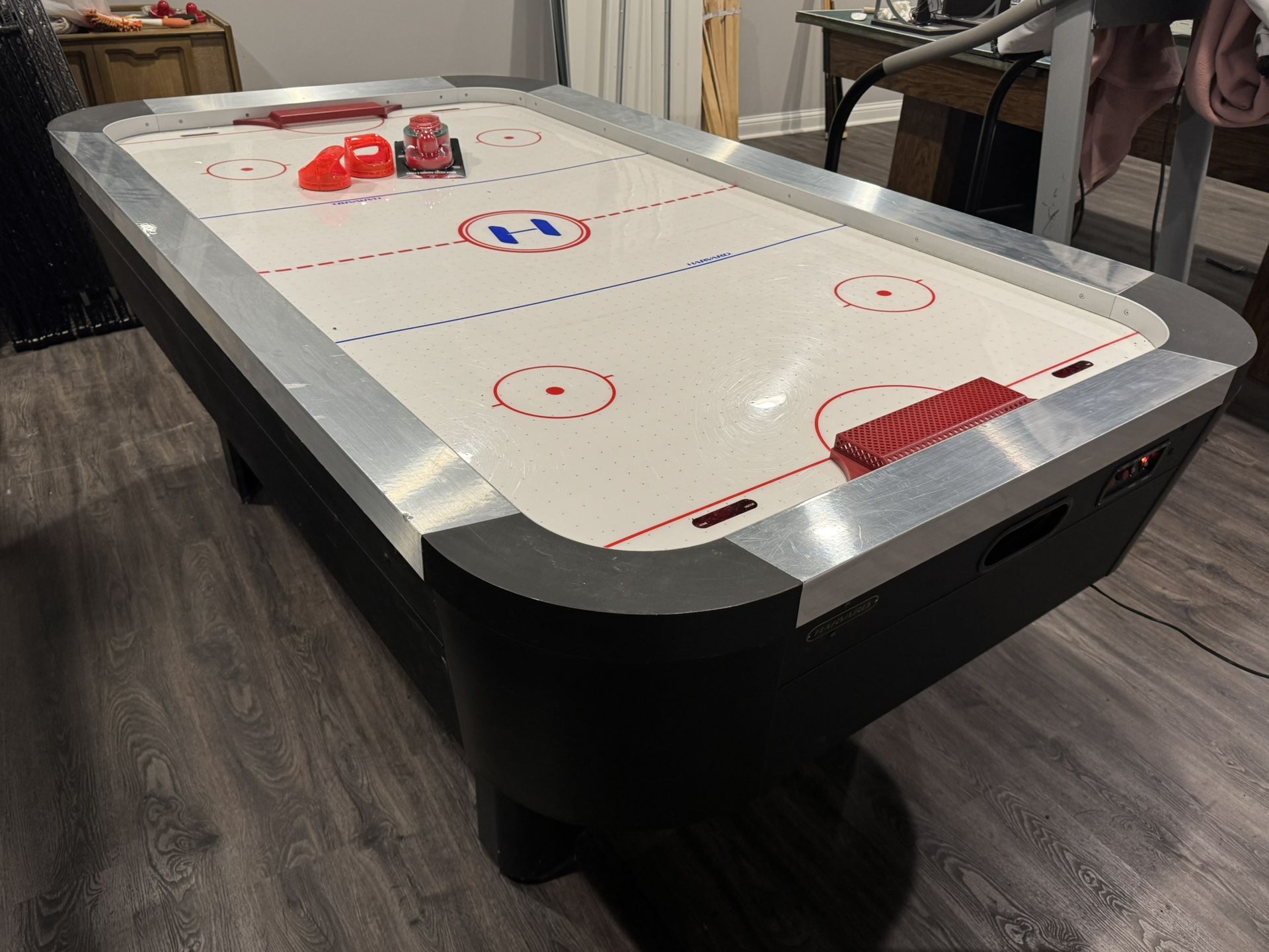 Air Hockey Table