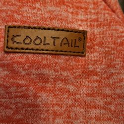 Swether De Dog Good  Condition Color Red  