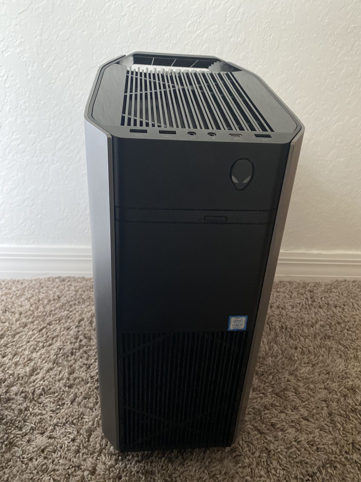 Alienware Aurora R7