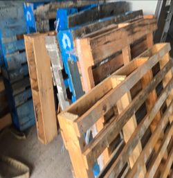 Wood palets
