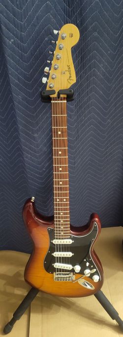 Fender MIM Player Stratocaster Plus Top Electric Guitar