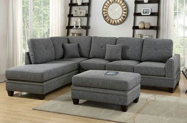 Grey sectional w/reversible chaise