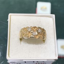 10k Diamond Nugget Ring 