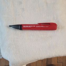 Milwaukee Voltaje Detector New Nevera Used $5 Dollars Only 