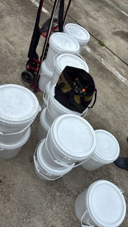 18- 5 gallon buckets of filler for concrete