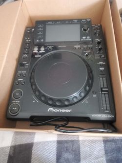 >2 PAIR  CDJ-2000  $1800