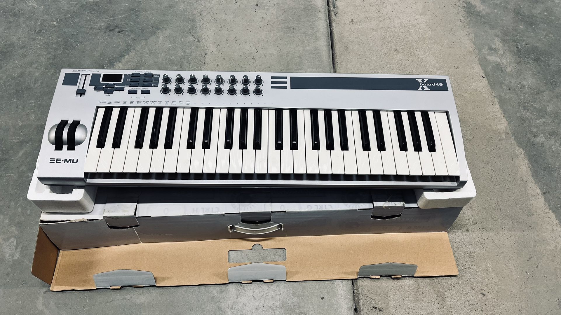 E-MU X-Board 49 Midi Controller