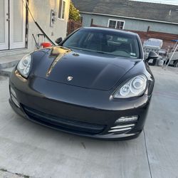 2011 Porsche Panamera