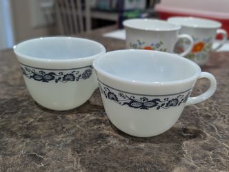  VINTAGE PYREX CORNING OLD TOWN BLUE ONION COFFEE Tea Cup