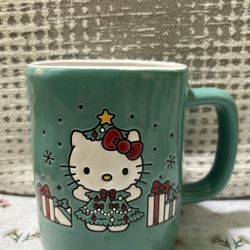 HELLO KITTY CHRISTMAS MUG 