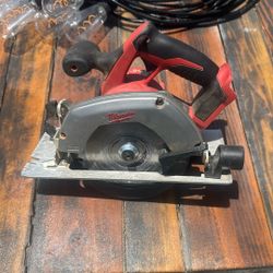 Milwaukee 6 1/2 Circular Saw 