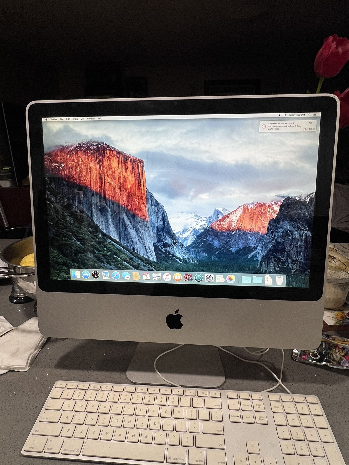 Mac Desktop Computer 