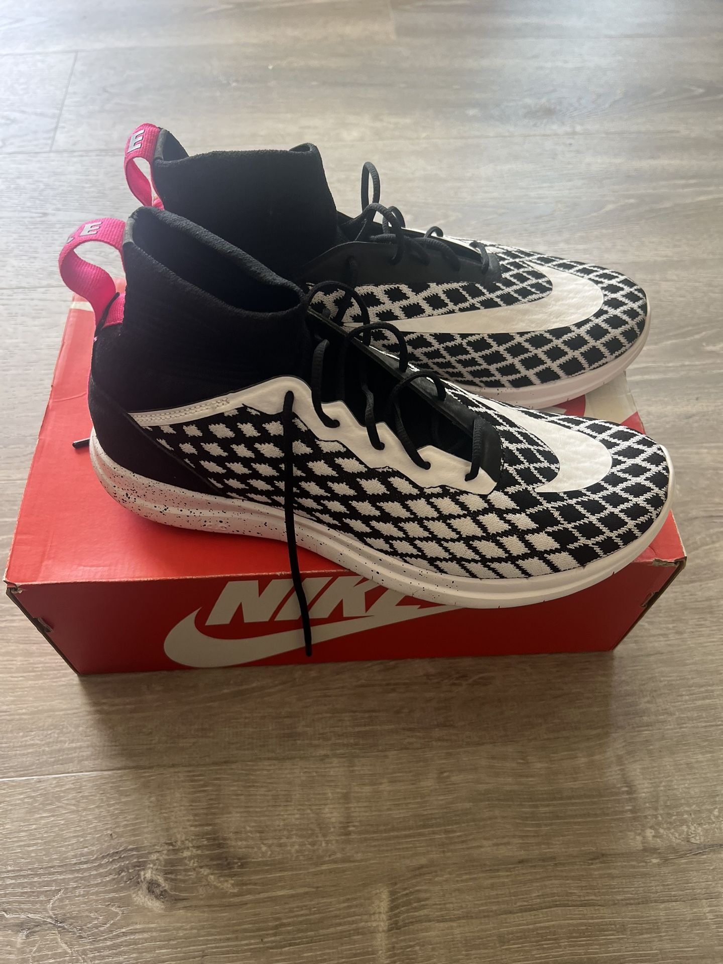 Nike Free Hypervenom FC FK