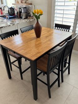6 piece wood dining table with 14” leaf