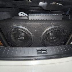 2 SUNDOWN AUDIO SA10S & AMP 