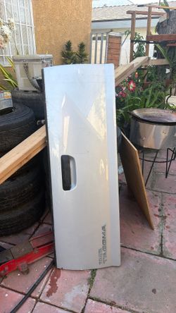 Tailgate for a 2nd generation