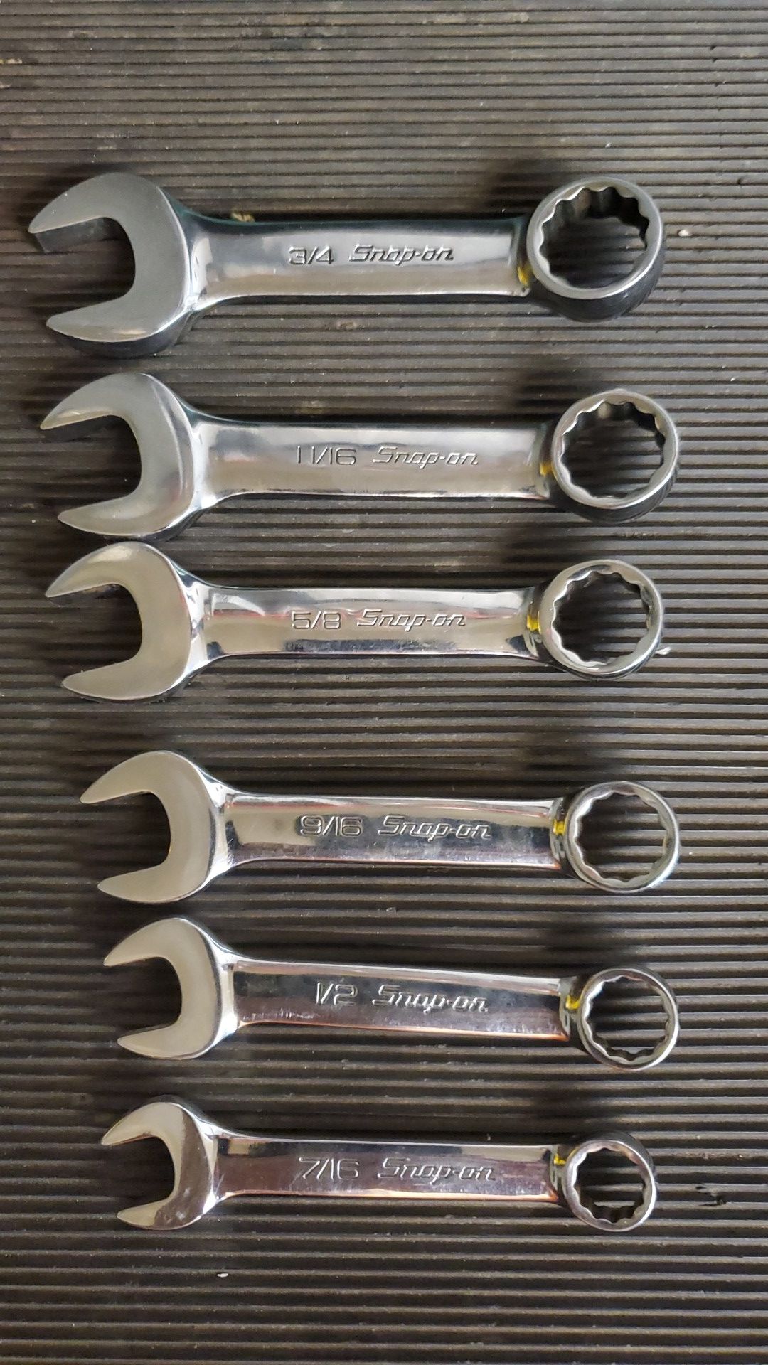 Snap on stubby combo wrenches