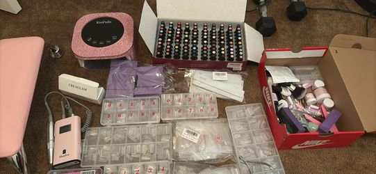 Nail tech stuff