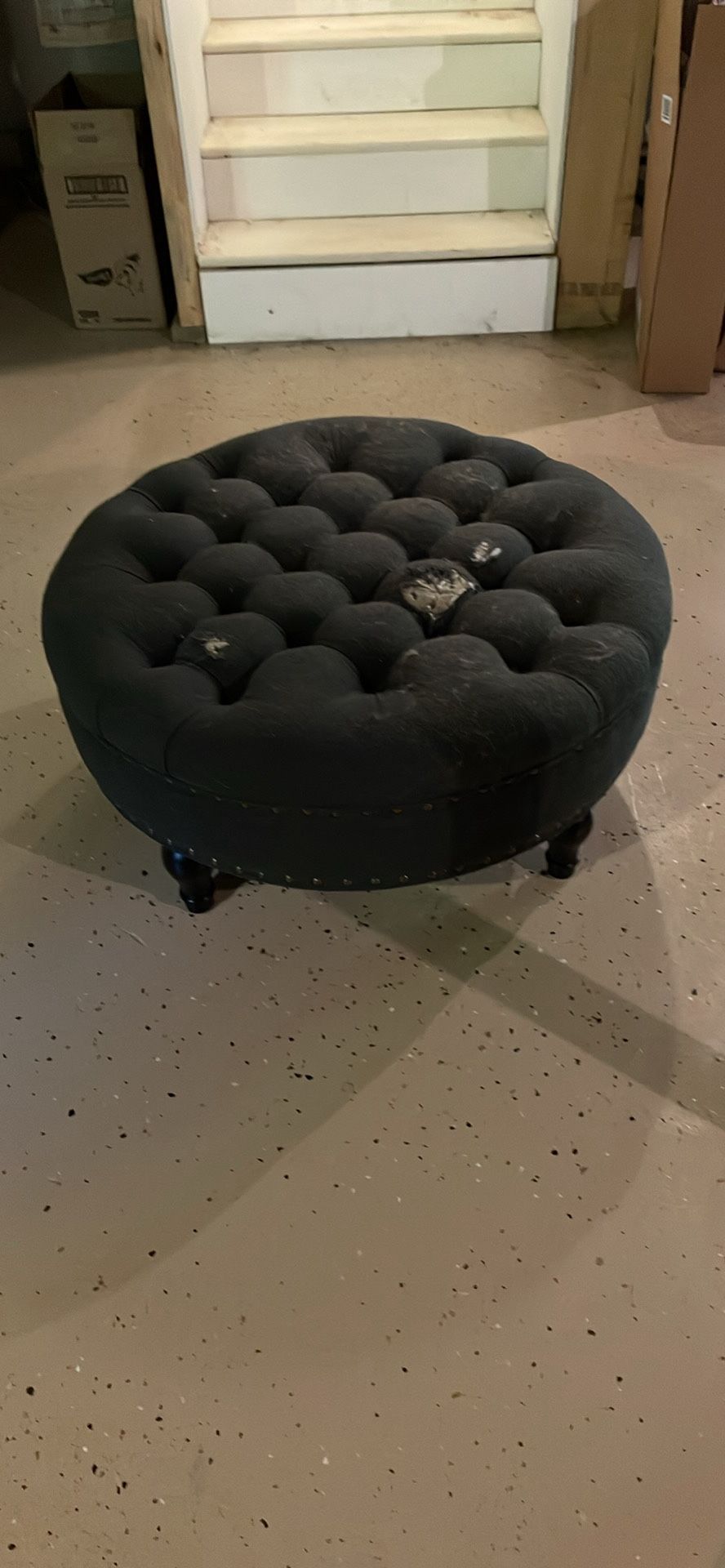 Round Tufted Ottoman with Nailhead Trim