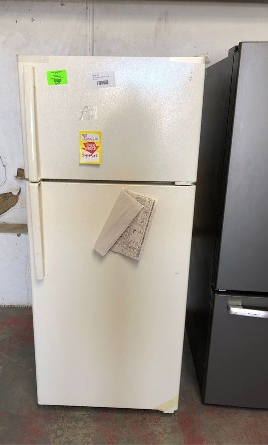 GE Refrigerator