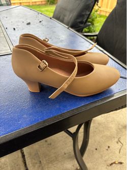 Women’s Dance Shoes