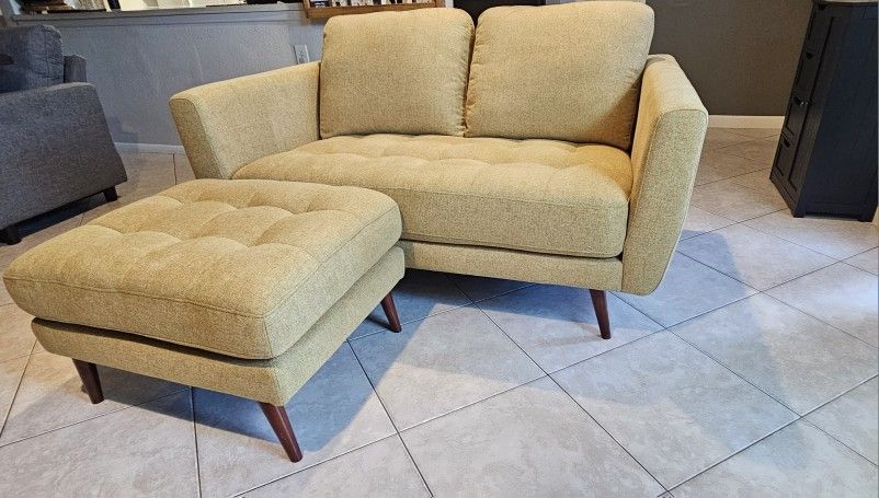 Living Spaces Couch And Otoman