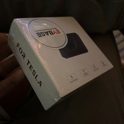EV base “CarPlay” Adapter Tesla 