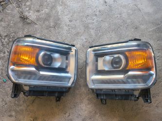 Headlights For GMC Sierra 2014-2018