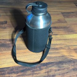 XL Giant Metal Water Bottle BPA Free Insulated Carry Strap & Sleeve Silver/Black