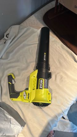 The item in the image is a RYOBI 40V Jet Fan Leaf Blower.