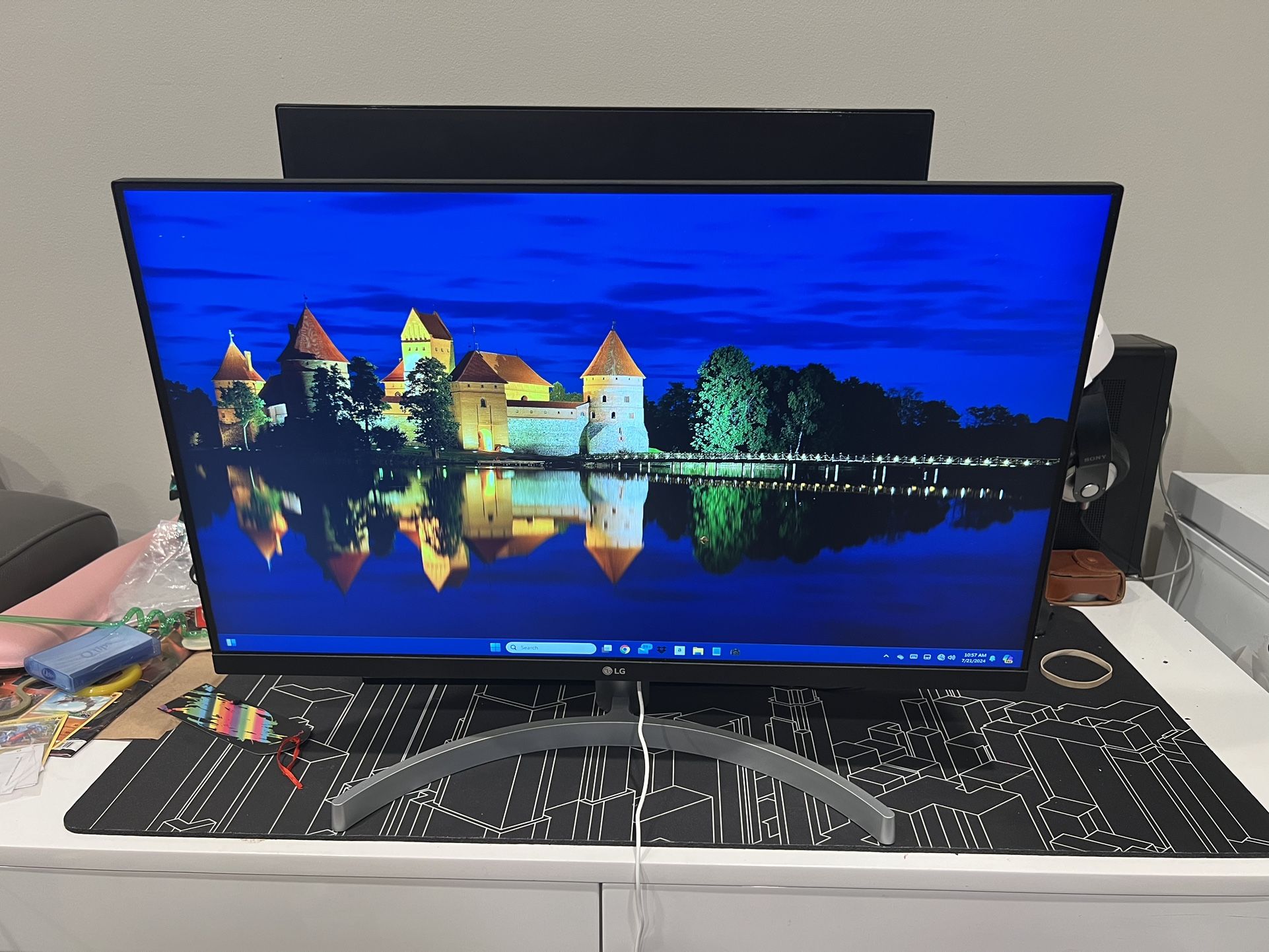 LG 27-inch 27MN60T-W Class FHD IPS Monitor