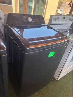 Nice set. Samsung washer and Driyer