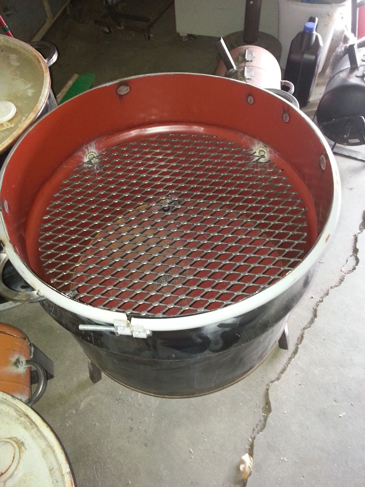 Bar b q pit/ fire pit for Sale in Hesperia, CA OfferUp