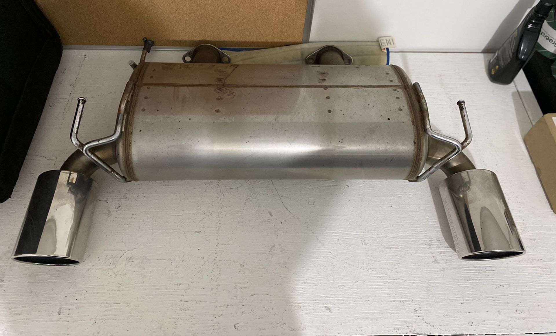 Nissan 370z muffler
