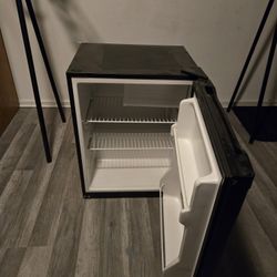 Haier Mini Fridge –Compact Refrigerator